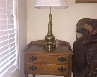 Ethan Allen nightstand, Stiffel lamp