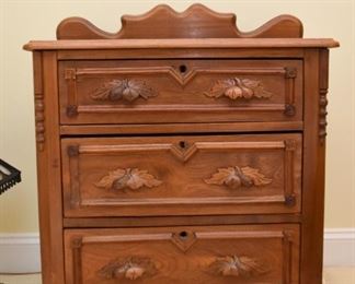 Antique Victorian 3-Drawer Chest