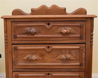 Antique Victorian 3-Drawer Chest