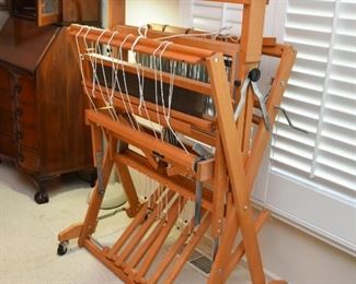 Schacht Floor Loom - Schacht Spindle Company (largest of 2 looms available)