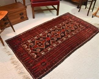 Antique / Vintage Area Rug