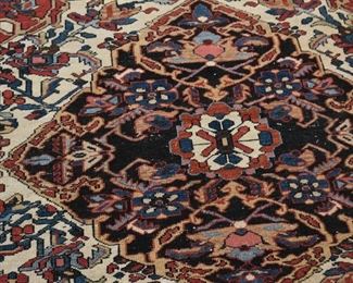 Antique / Vintage Area Rug