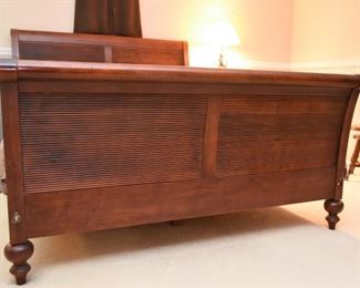 Beautiful Queen Size Sleigh Bed