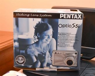 Pentax Optio S5i Camera