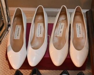Women's Shoes (Size 9)