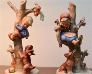Hummel Figurines / Hummels (Goebel)