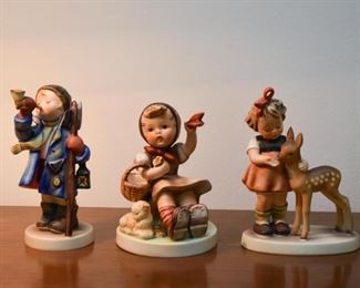 Hummel Figurines / Hummels (Goebel)