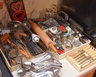Kitchen Utensils & Gadgets