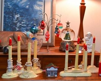 Christmas Decor (Vintage & Newer)