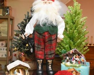 Christmas Decor (Vintage & Newer)