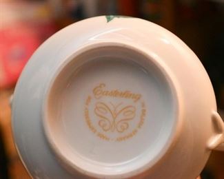 Vintage China Set / Dinnerware