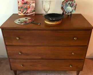MCM dresser