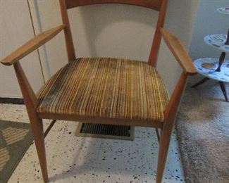 Paul McCobb bowtie chairs (2)