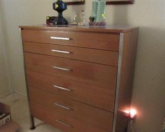 Paul McCobb dresser