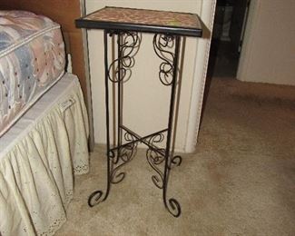Plant stand