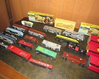 HO scale trains