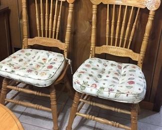Oak Dining Table Seats Up to Eight, Two Large Leaves, Eight Chairs