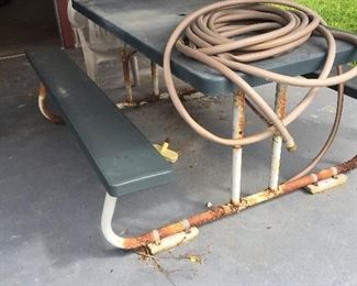 Metal Picnic Table, Hose