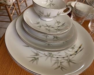 Fine Seyei China Nagoya Japan Service for Twelve Bamboo Pattern