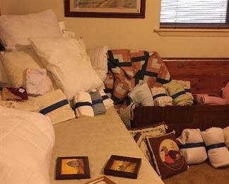 Trundle Bed, Linens, Lane Cedar Chest