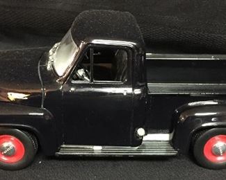 Collectible Cars Dye Cast Pick Up Truck