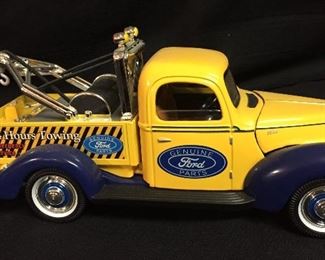 Collectible Cars Dye Cast Ford Tow Truck