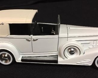 Collectible Cars Dye Cast 