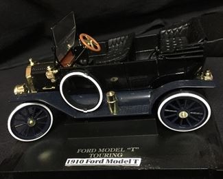 Collectible Cars Dye Cast 1910 Ford Model T