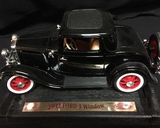 Collectible Cars Dye Cast 1932 Ford 3-Window