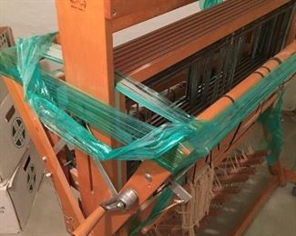 Schacht Mighty wolf 8 harness loom with lots of accessories