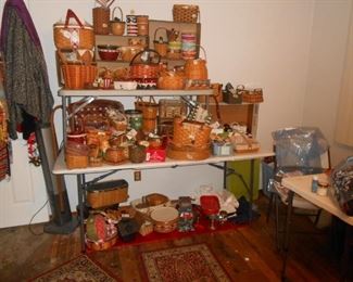 Longaberger baskets in the living room at the entrance.