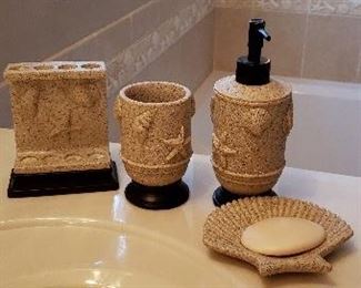 Sand color seashell motif bathroom accessories