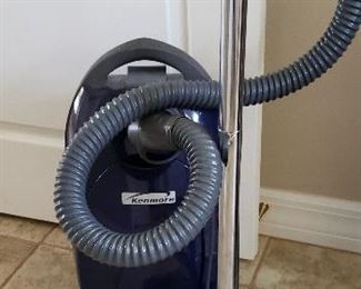 Kenmore canister vacuum with extra bags (not in pic)