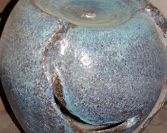 Water fountain vase