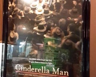 Framed Cinderella Man movie poster signed by Russell Crowe, Paul Giamatti, Renee Zellweger, and Ron Howard, with COA.