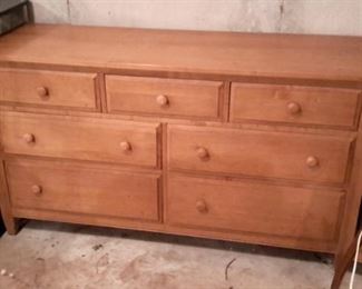 Ethan Allen 7 chest of drawers. Need two knobs, but in great shape otherwise!