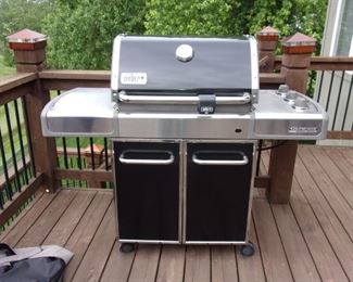 Weber 3 burner propane grill with cover