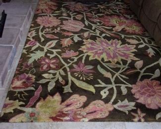 Jaipur Collection by Nourison made in India 8'3" x 11' 6" thick plush area rug.