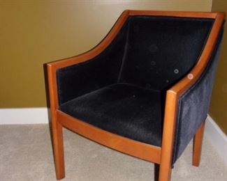 Executive office armed accent chair!