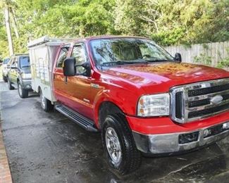 3. 2006 Ford E 350 Lariat Super Duty