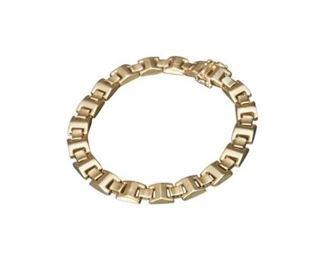 56. 14 Karat Yellow Gold Bracelet