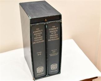 171. Oxford English 2 Book Dictionary Set With Case
