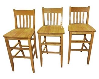 192. Set of 3 Three Contemporary Oak Bar Stools