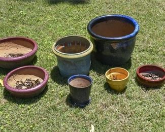 207. 7 Piece Glazed Ceramic Outdoor Planters