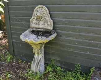 214. 3 Piece Concrete Garden Bird Bath