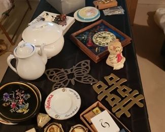 Antique items, collectibles