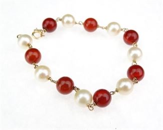 14K Gold Pearl Bracelet