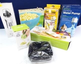 Assorted Kitchen Accessories