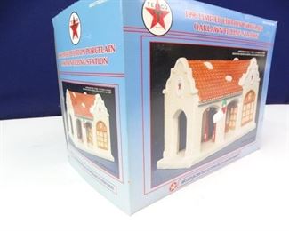 Texaco 1996 Oaklawn Filling Station