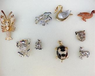 Assortment of Vintage Animal Bird Pins